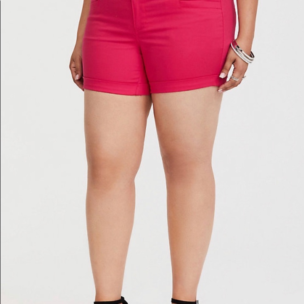Pink Torrid Shorts Size 18 *Belt Not Included*
